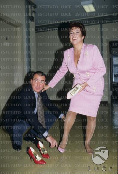 orietta berti feet 4