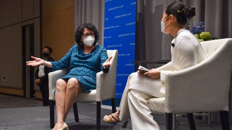ornella sotomayor feet 3