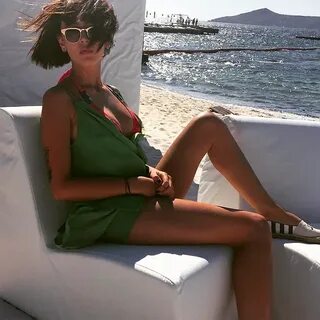 ozden cerrahoglu feet 5