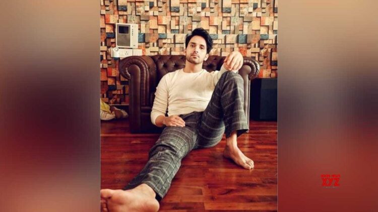 ozkaya arslan feet 2