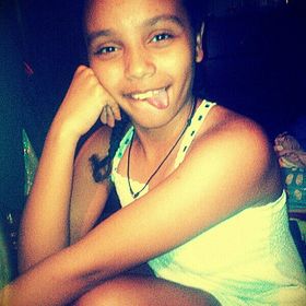 pahola marcano feet 4