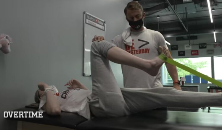 paige bueckers feet 6