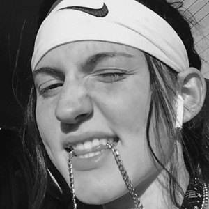 paige nienstedt feet 4