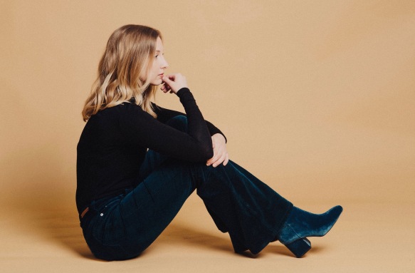 paige phillips feet 1