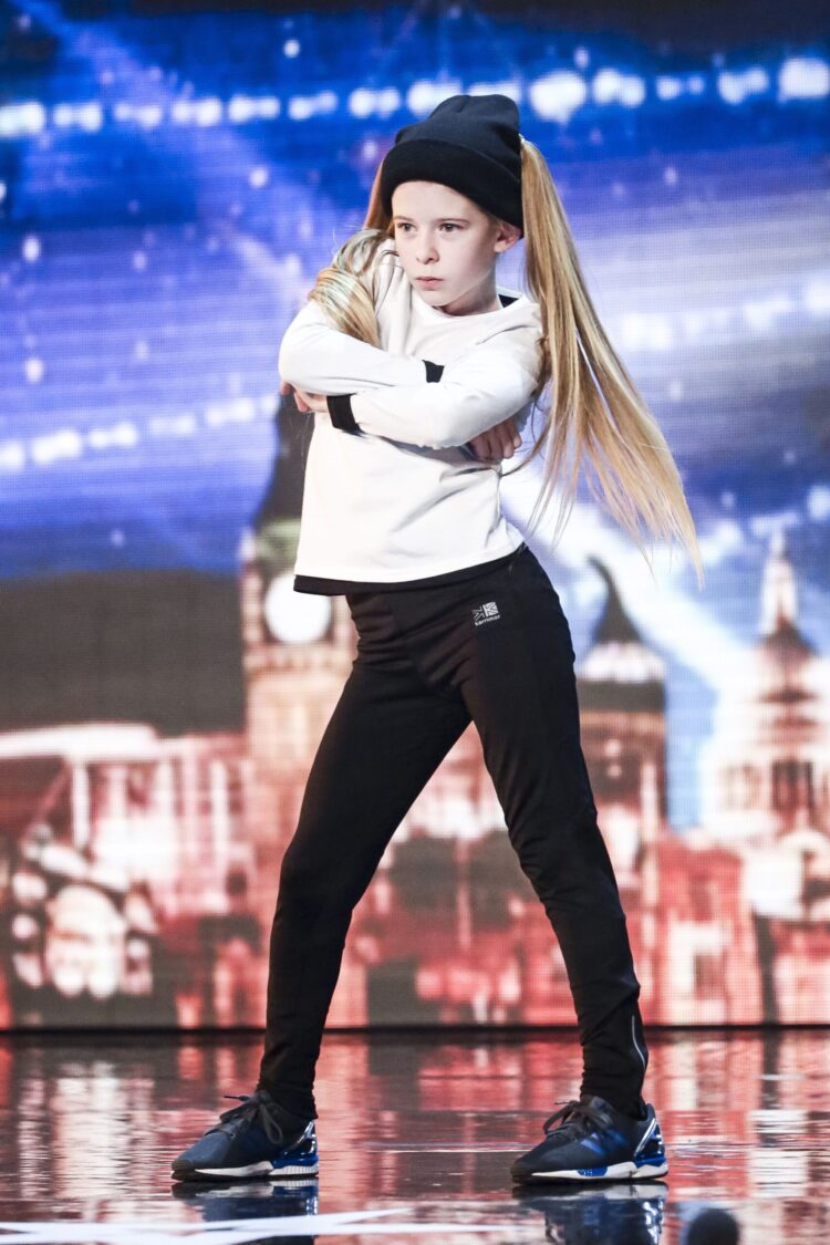 paisley kerswell feet 5 scaled