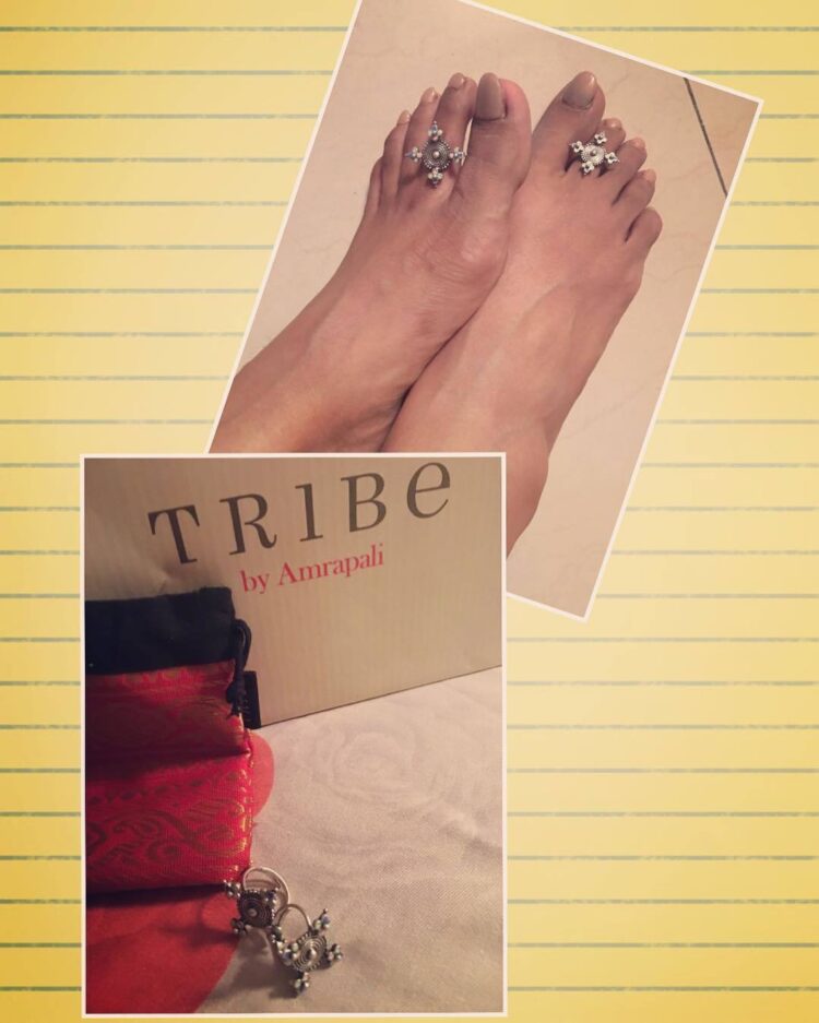 pallavi subhash feet 1