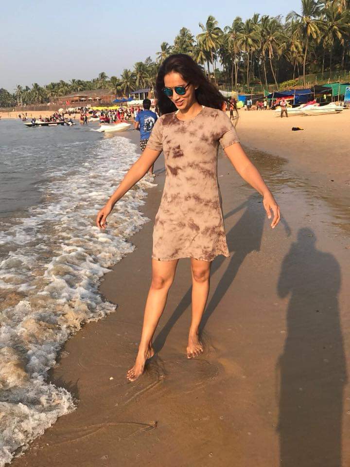 pallavi subhash feet 3