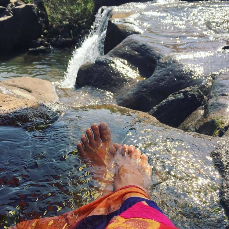 pallavi subhash feet 5