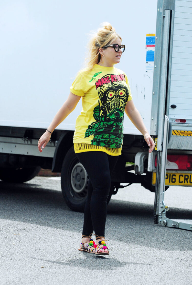 paloma faith feet 4 scaled