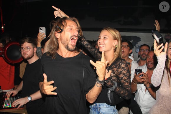 paloma le friant feet 3