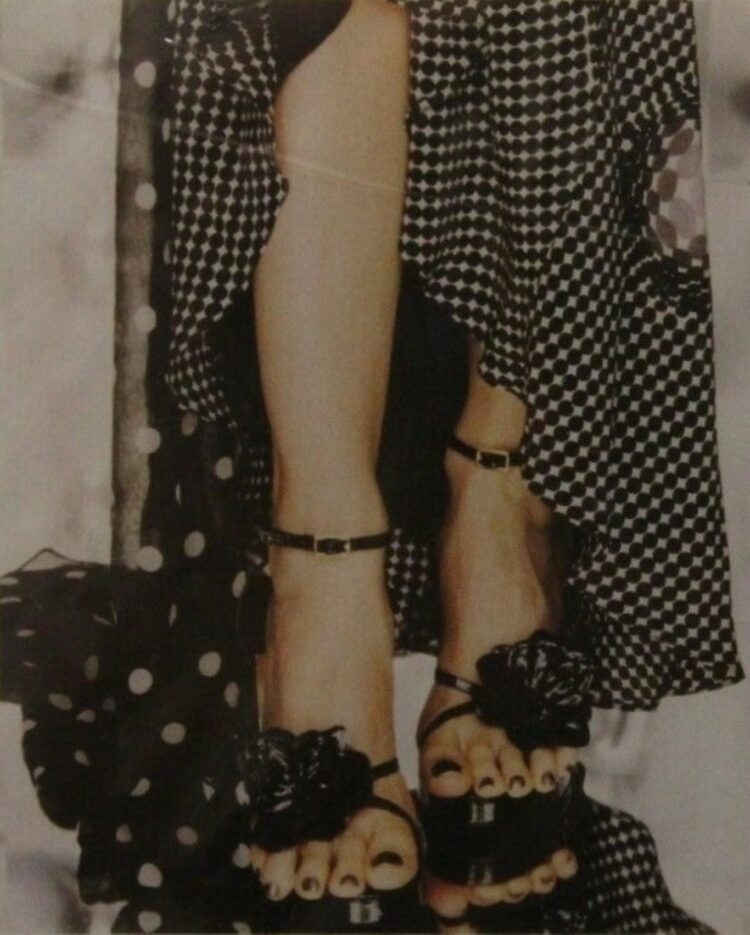 pam tillis feet