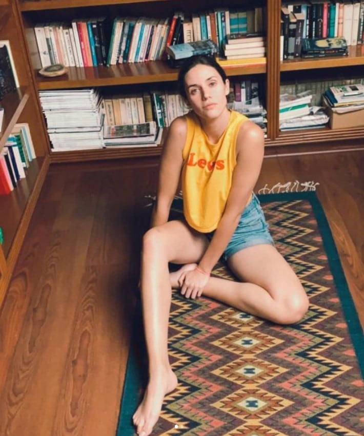 pamela almanza feet 3