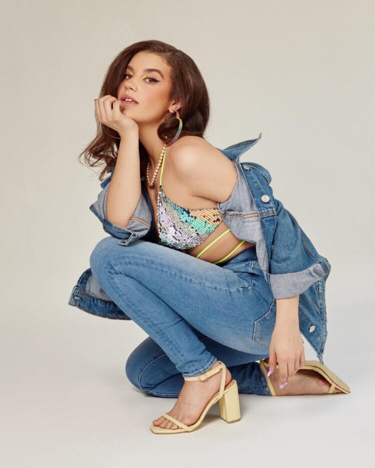 pamela moreno feet 1