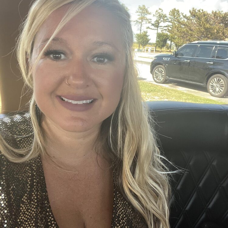 pamela robledo hernandez feet 5