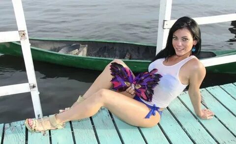 pamela rodriguez feet 6