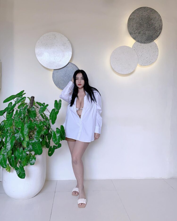 pamela safitri feet 2