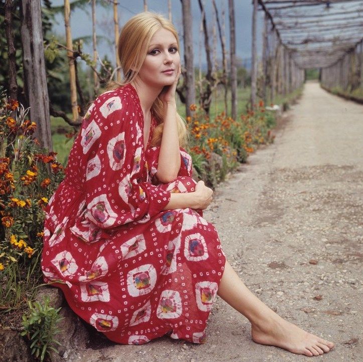 pamela tiffin feet 3