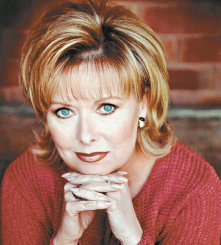 pamela wallin feet 4