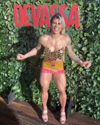 pamella gouveia feet