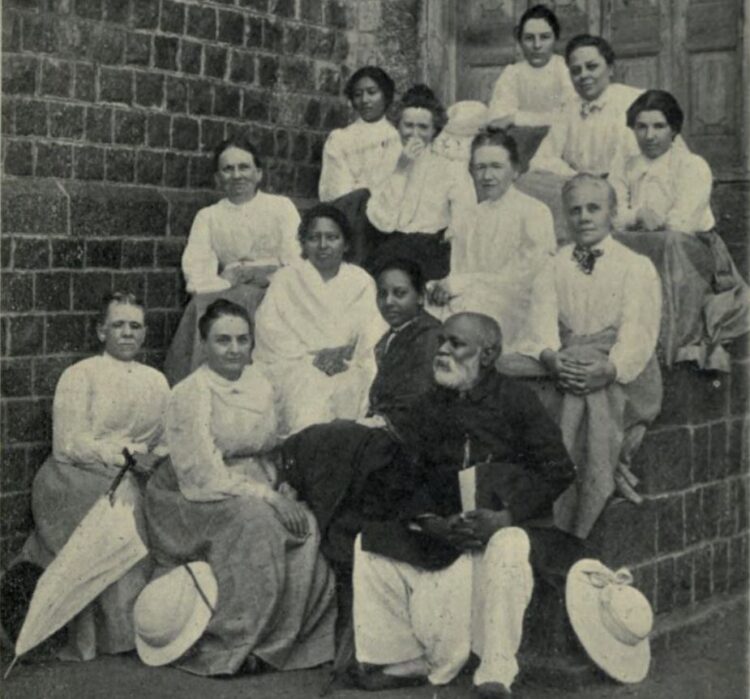 pandita ramabai feet 3