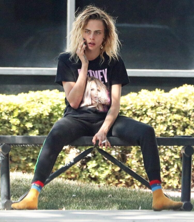 pandora delevingne feet 1