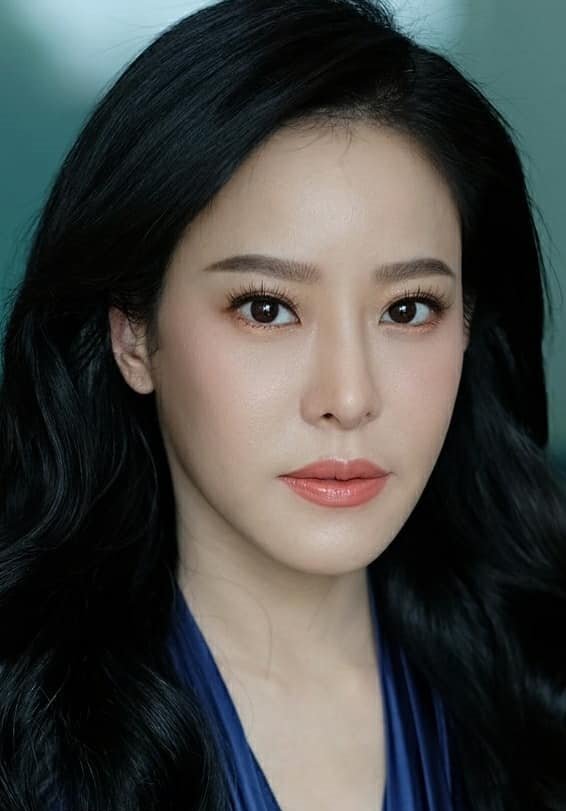 panita tumwattana feet 2