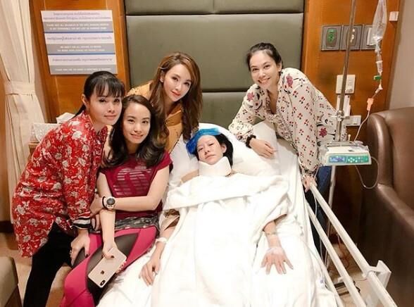 panita tumwattana feet 6