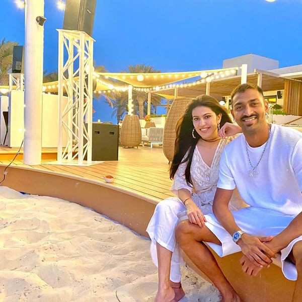 pankhuri sharma pandya feet 3