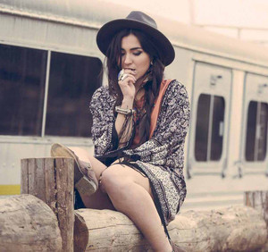 paola calasanz feet 1