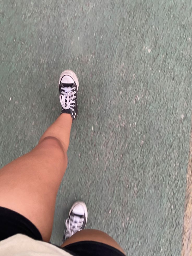 paola herrera feet 2