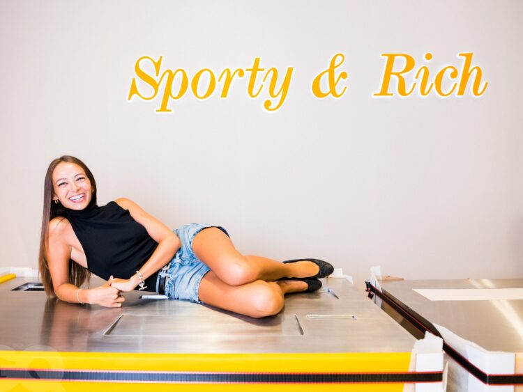 paris carney feet scaled