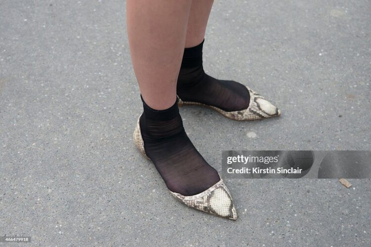 paris sinclair feet 4