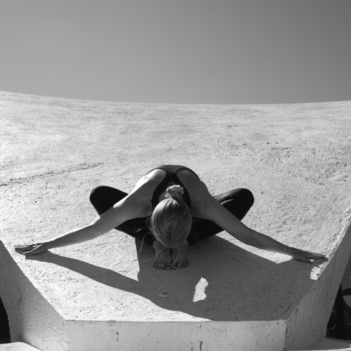 paris strother feet 5