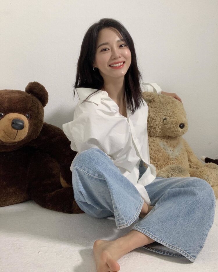park se jeong feet 1