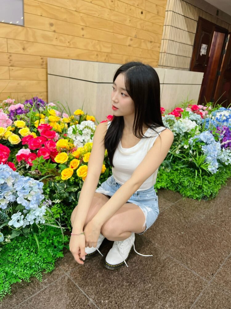 park sumin feet