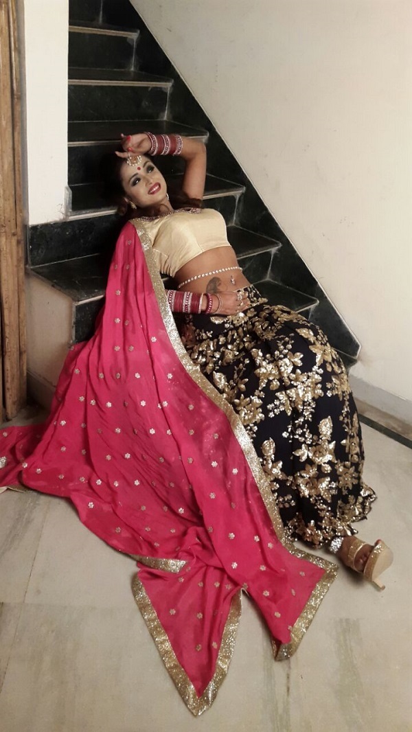 parul chauhan feet 3