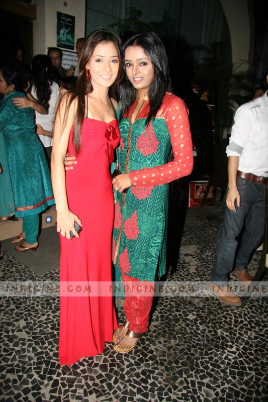 parul chauhan feet 5