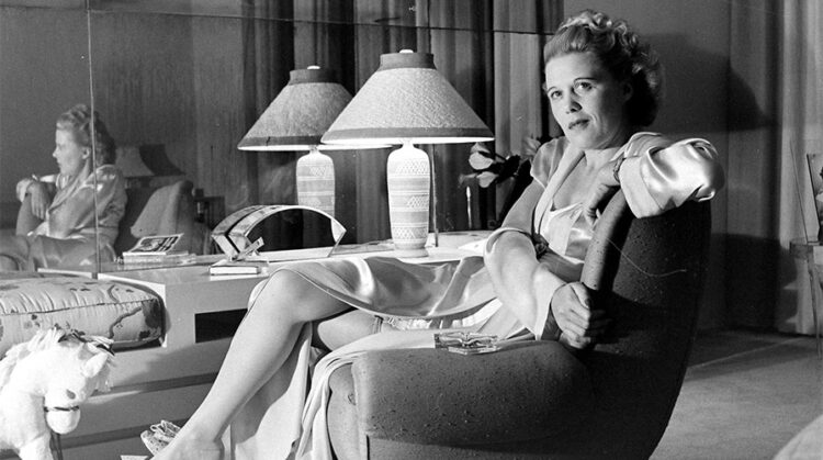 pat hitchcock feet 6