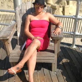 patricia benavides feet