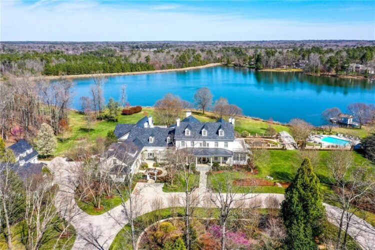 patricia de oliveira souza lelis feet 5