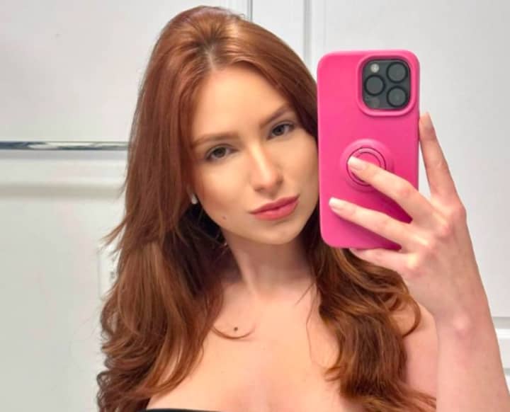 patricia de oliveira souza lelis feet