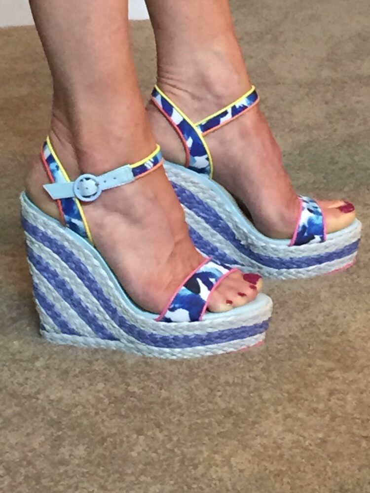 patricia heaton feet 2