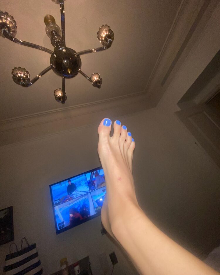 patti harrison feet 4