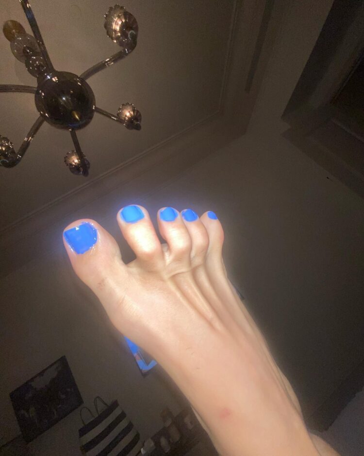 patti harrison feet 5