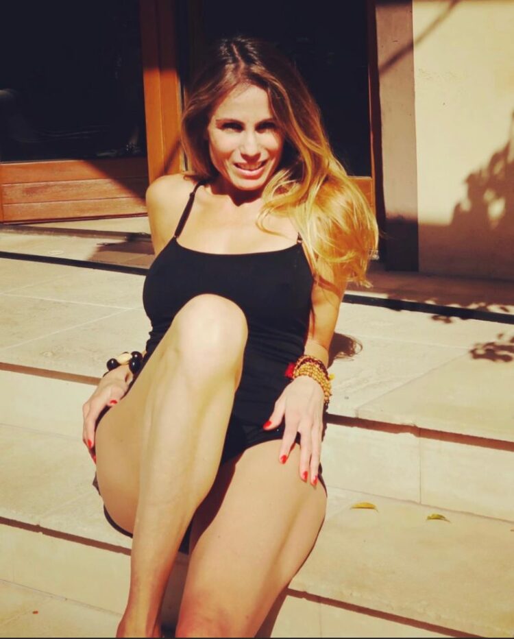 paula andrea restrepo feet 1