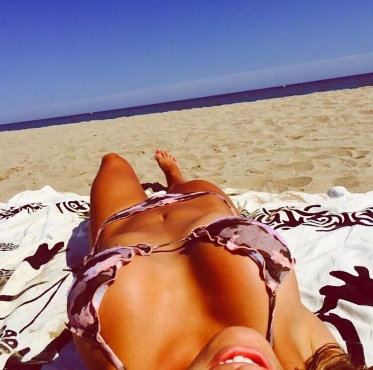 paula gonzalez feet 4