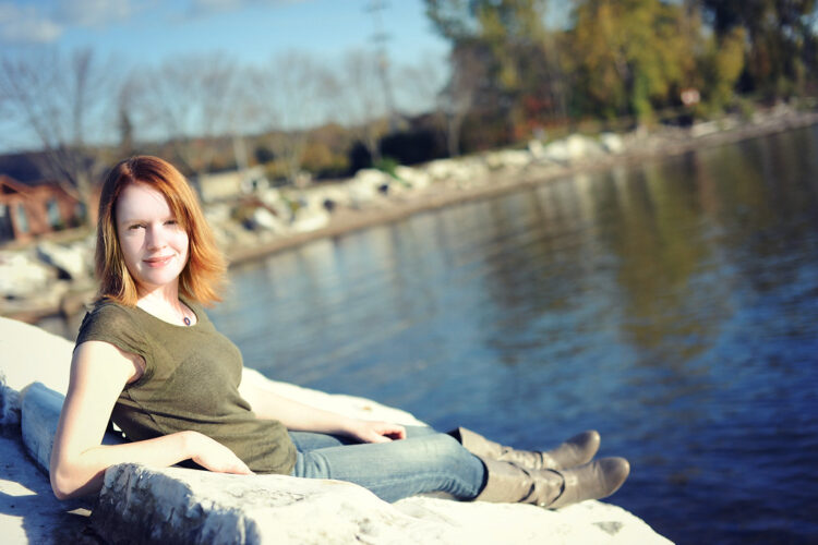 paula hawkins feet 3