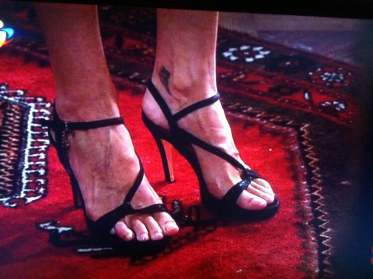 paula neves feet scaled