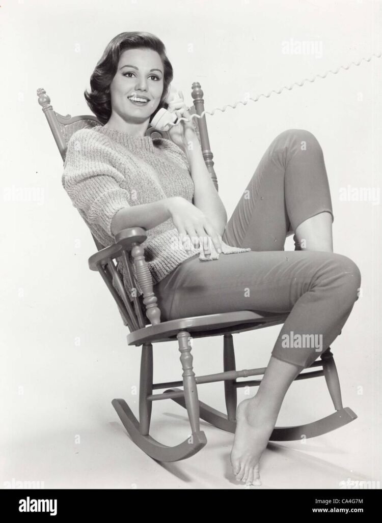 paula prentiss feet 3