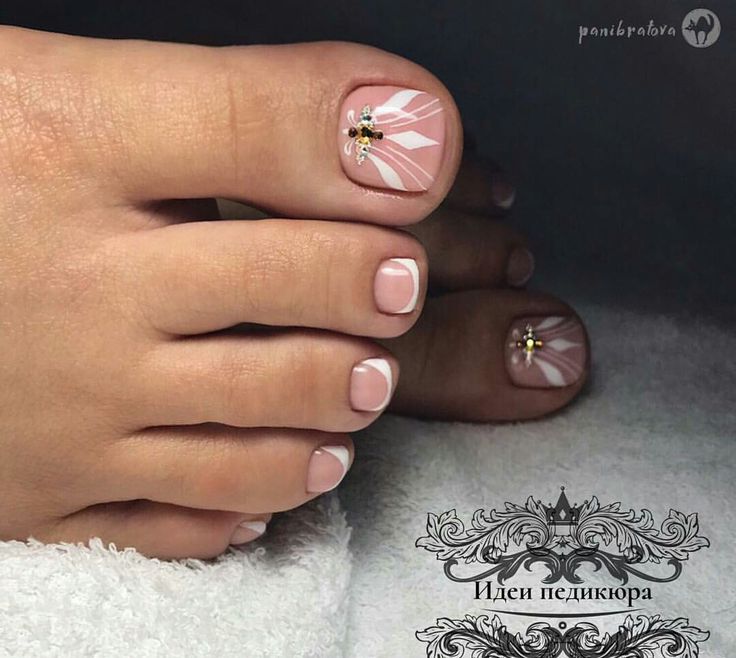 paula uribe feet 5